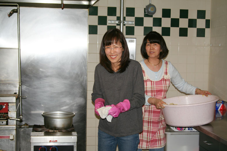 041109-kitchen (5).jpg